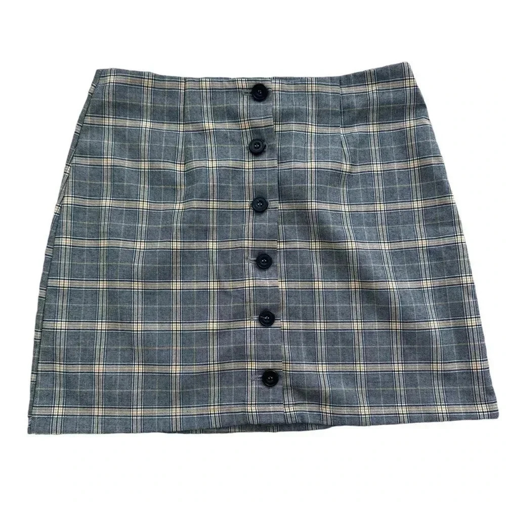 Forever 21 Plaid Mini Skirt trendy , Size small